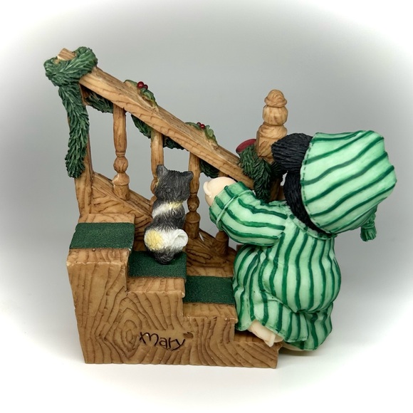 Mary's Moo Moos Enesco 1999 I Thought I Herd Him #548693 Christmas Figure w/Box - Picture 6 of 13